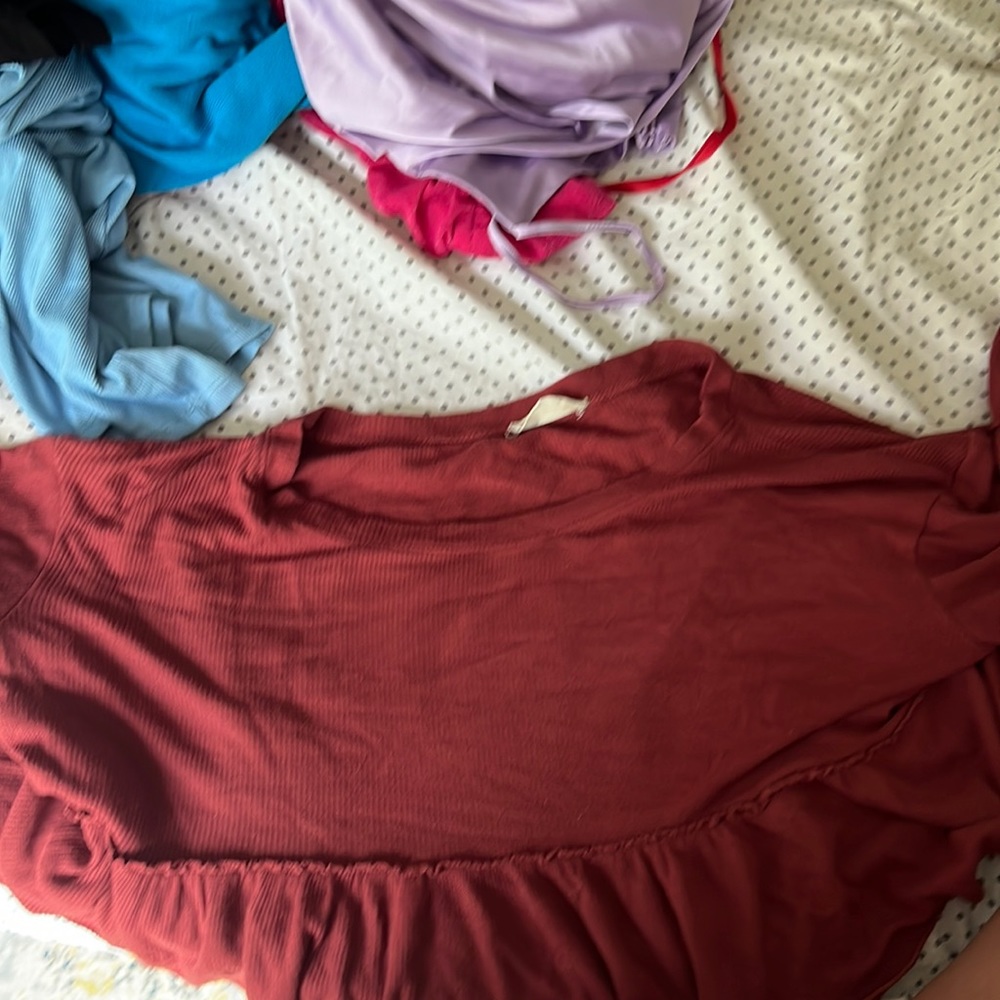 Alterstate Maroon Top Size Large